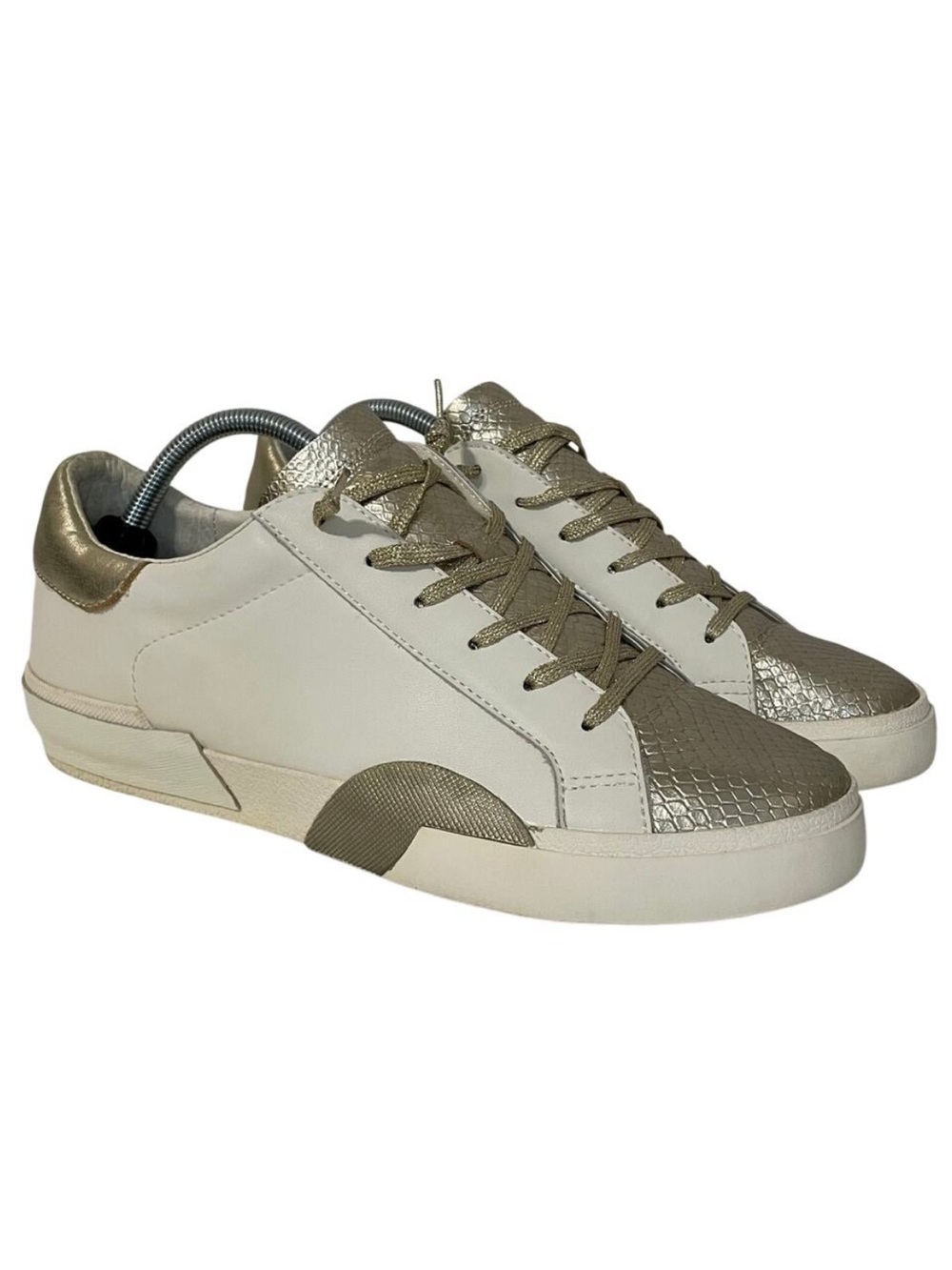 Dolce Vita Women’s Zina Sneakers Low Top Leather Comfy sz 11 Cream Metallic Gold